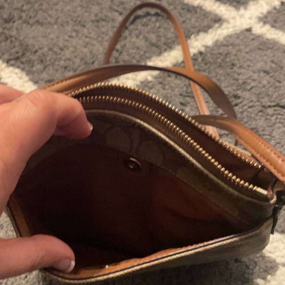 Crossbody - Picture 2 of 2